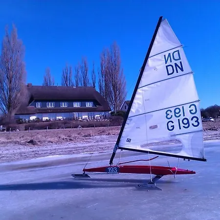 Drachen アパート Alt Reddevitz